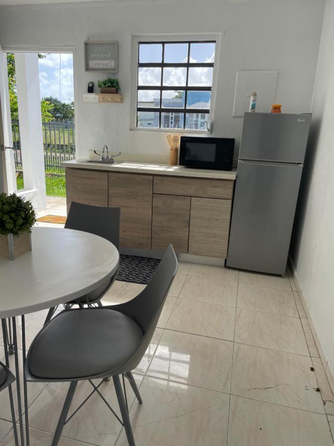 Las Olas Beach Apartments Arecibo Exterior photo