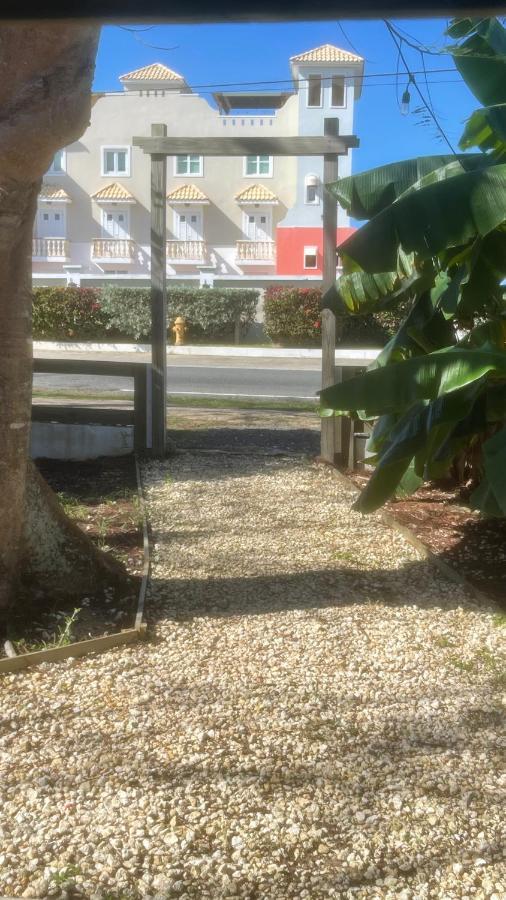 Las Olas Beach Apartments Arecibo Exterior photo